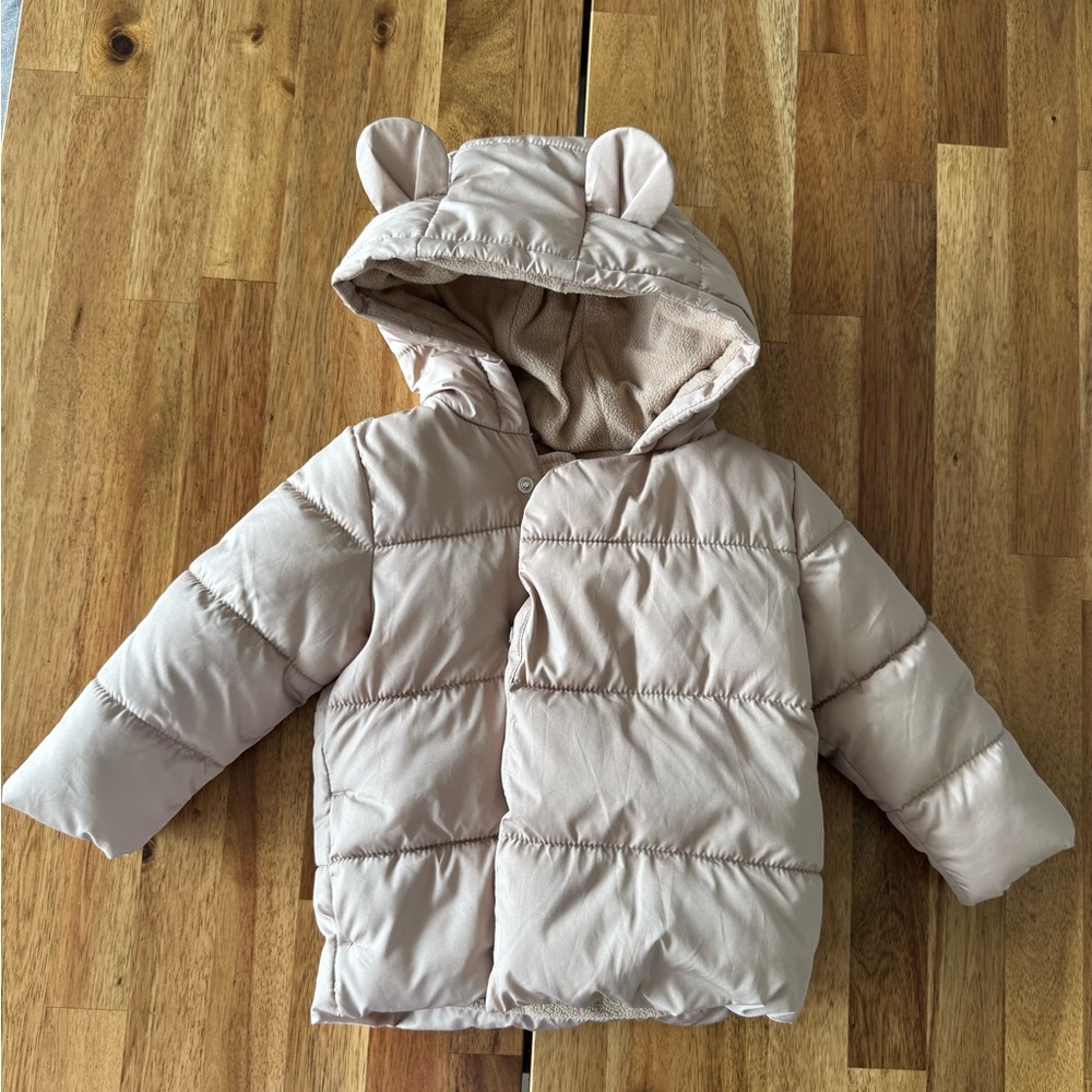 OLD NAVY: LIKE NEW Kids Beige Puffer Jacket with Ears